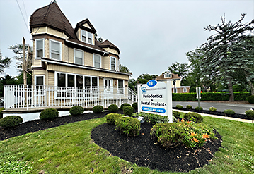 Exterior of Cranford Center for Periodontics and Dental Implants office building